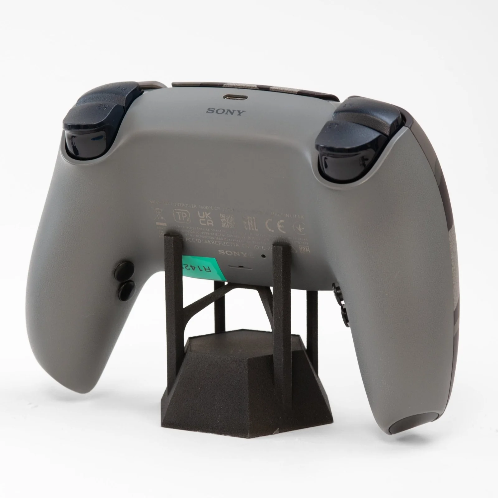 DualSense Refurbished Controller (1423) - Image 2